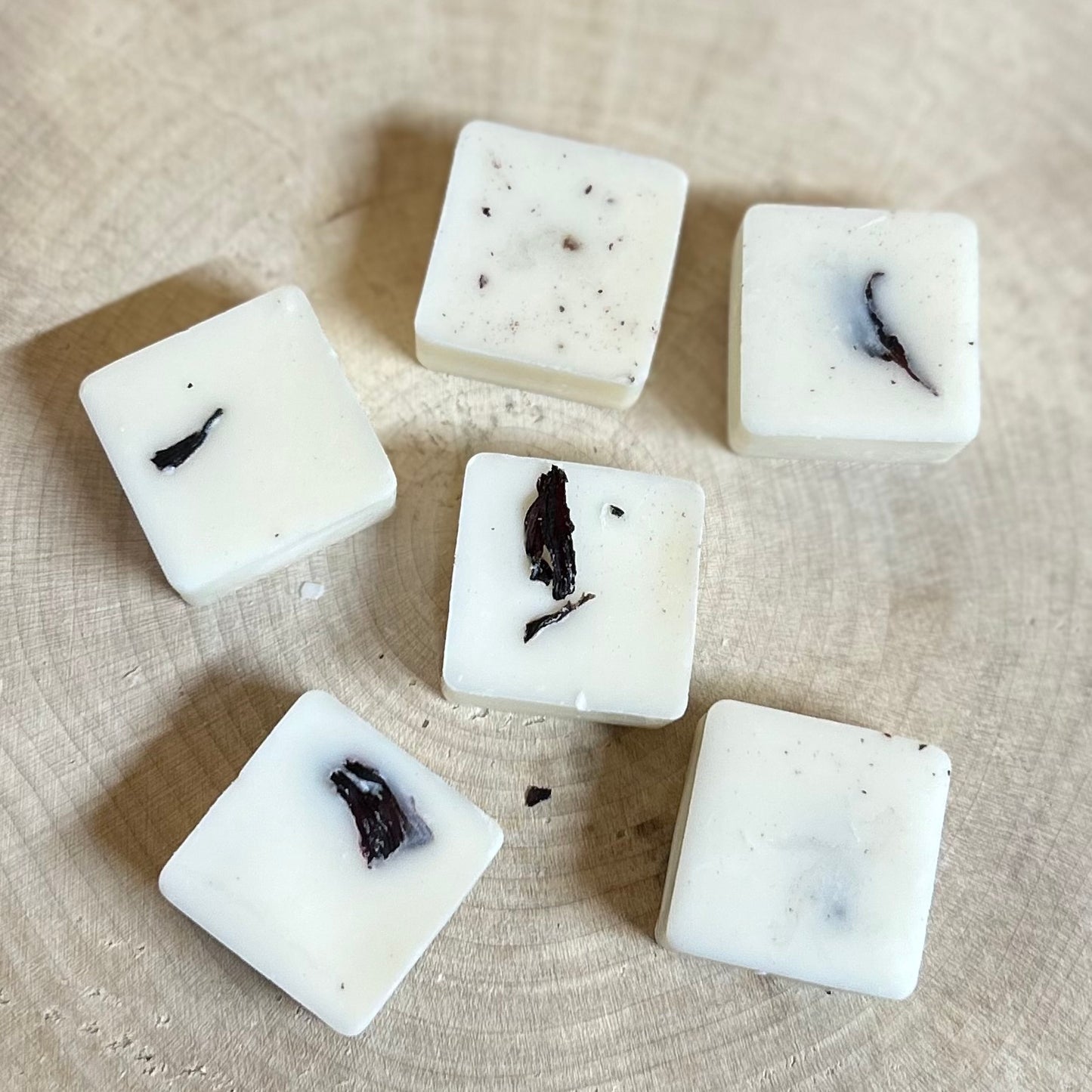 Black Plum & Rhubarb Wax Melts