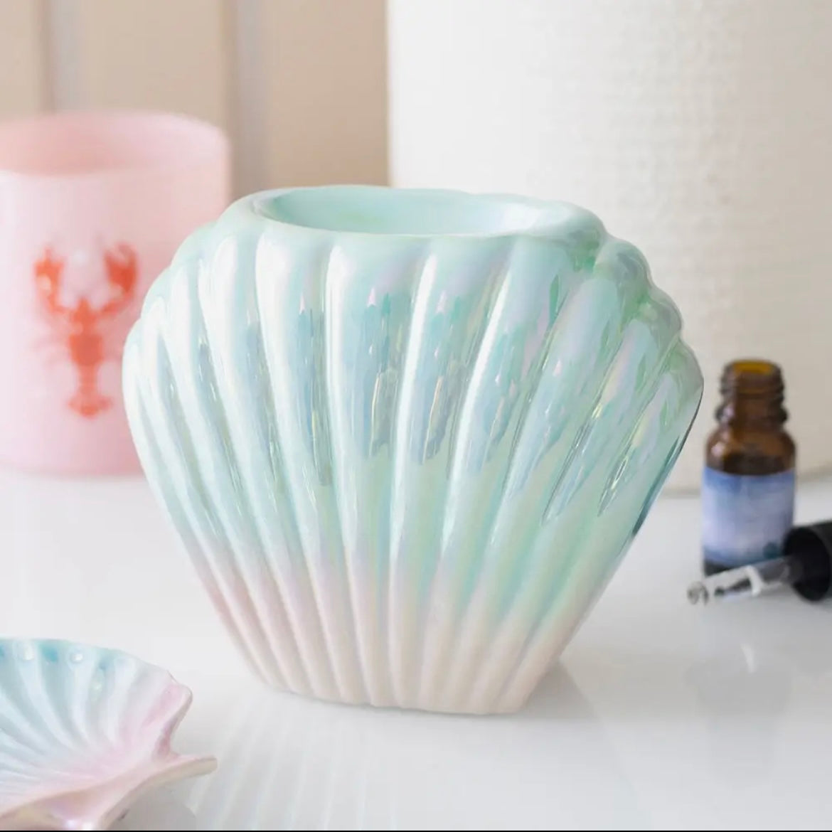 Iridescent Shell Coastal Wax Warmer